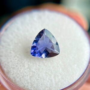 💙💜 1.29 CT Natural IOLITE Trillion Cut Deep Violet Blue Gemstone